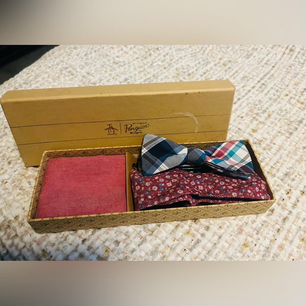 Penguin/The Tie Bar Bowtie Set (Nordstrom) - New